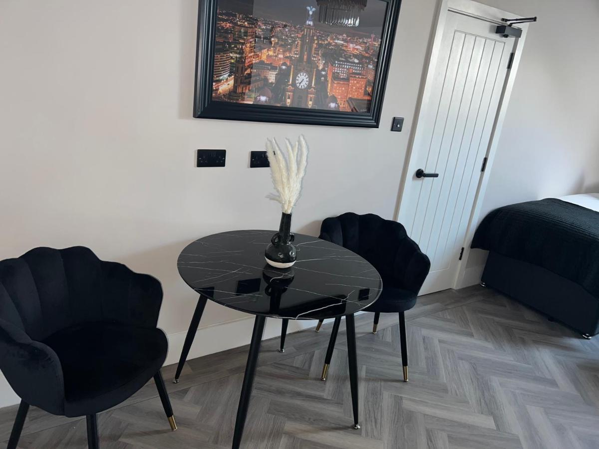 128 Anfield Road Ξενοδοχείο Λίβερπουλ Δωμάτιο φωτογραφία