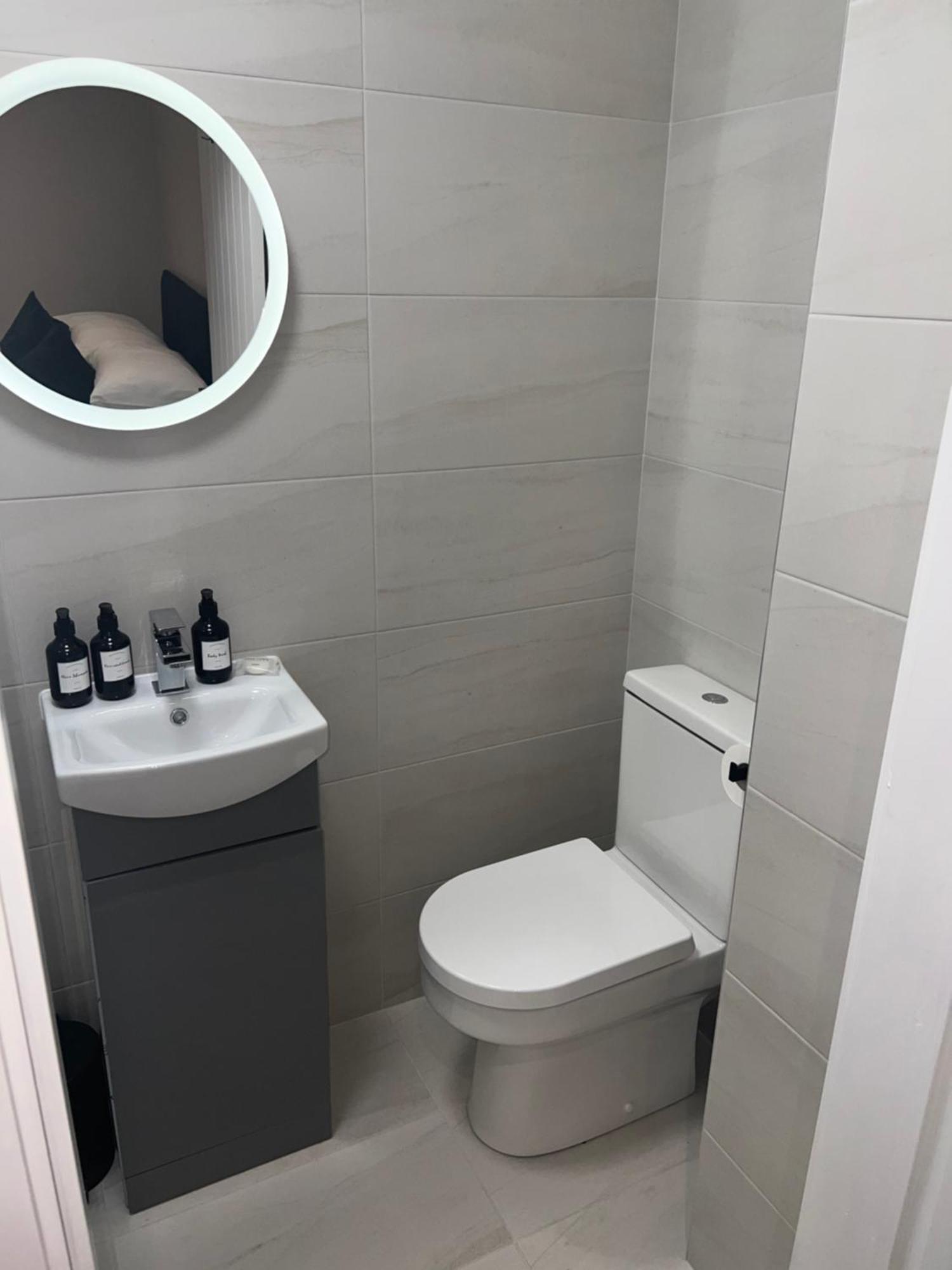 128 Anfield Road Ξενοδοχείο Λίβερπουλ Δωμάτιο φωτογραφία